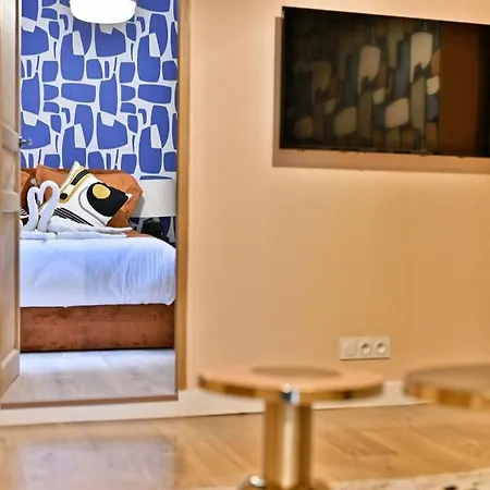 3 2eme - Ii Apartament *